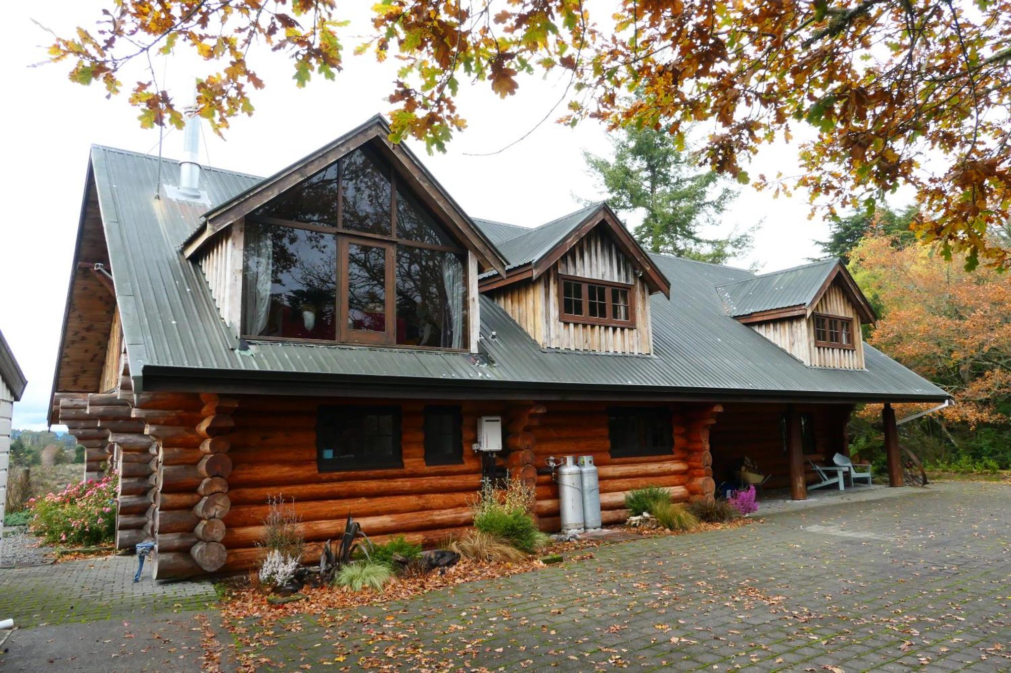 Ruapehu Log Lodge Raetihi Exterior photo