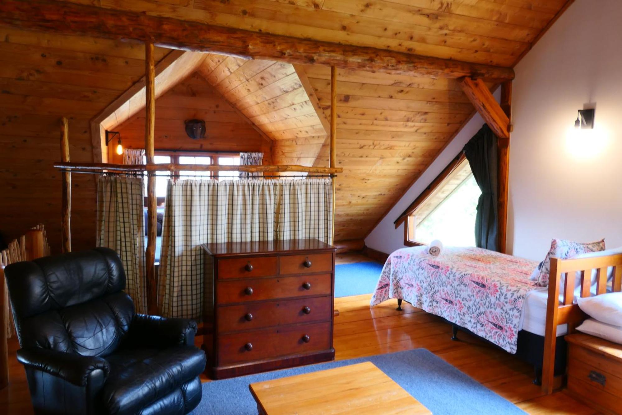 Ruapehu Log Lodge Raetihi Exterior photo